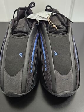 NWOB Men's Adidas Mad Iiinfinity Low Basketball Sneaker Size 11